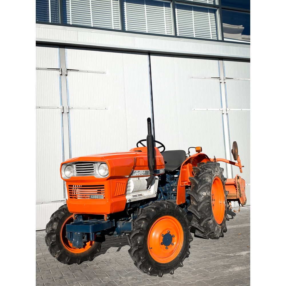 KUBOTA L2601D